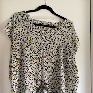 Leopard top